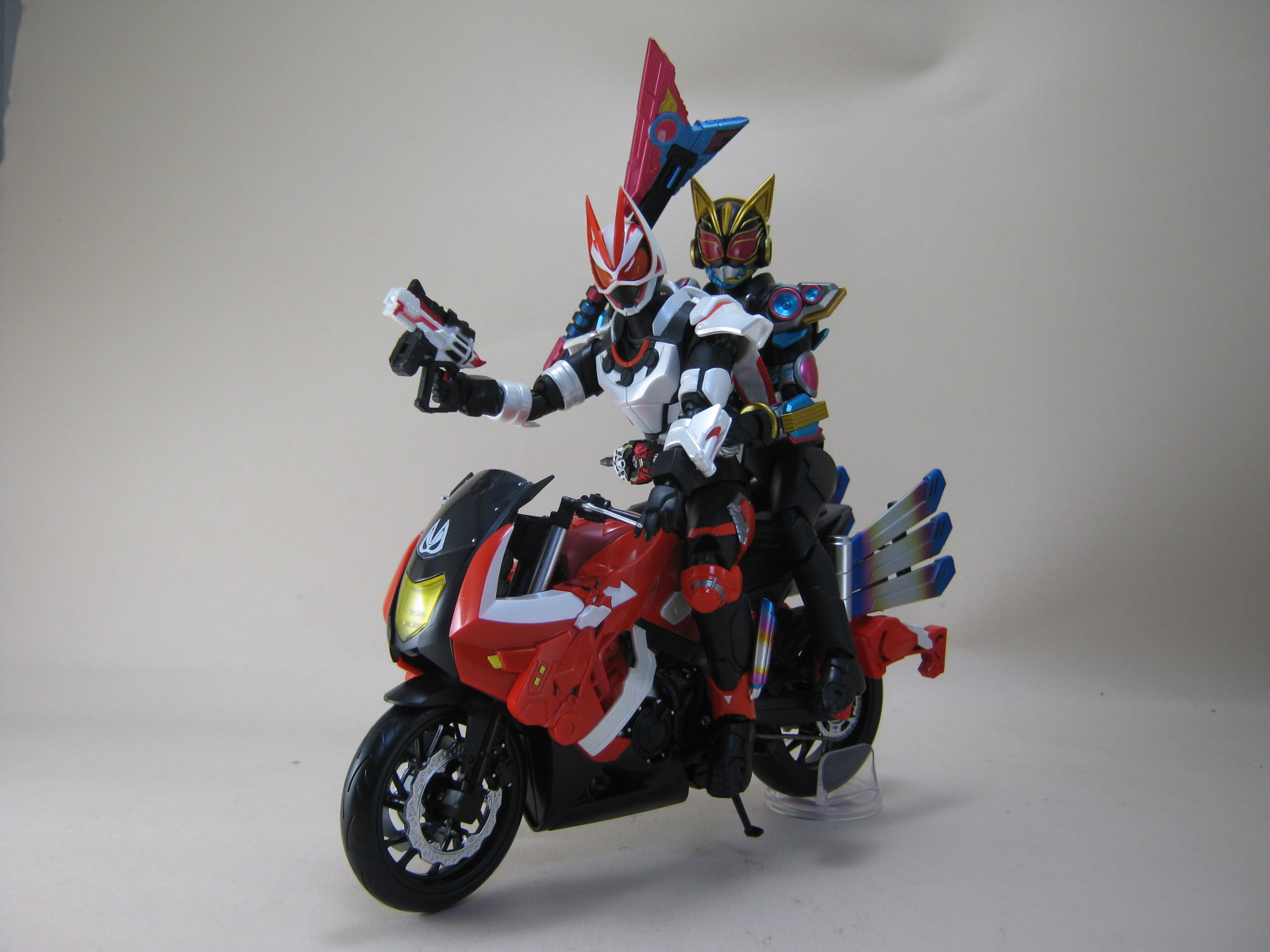 �u�[�X�g���C�J�[�ɏ��M�[�c���i�[�S